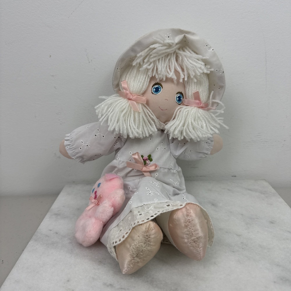 Vintage Rare 1982 AmToy Precious Moments American Greetings Stuffed doll 11"
